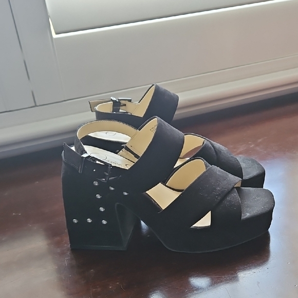 Jessica Simpson Black Chunky Heel Sandals - Picture 5 of 7